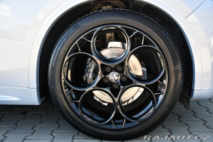 Alfa Romeo Stelvio VELOCE Ti Q4 2.0 REZERVAC 2021