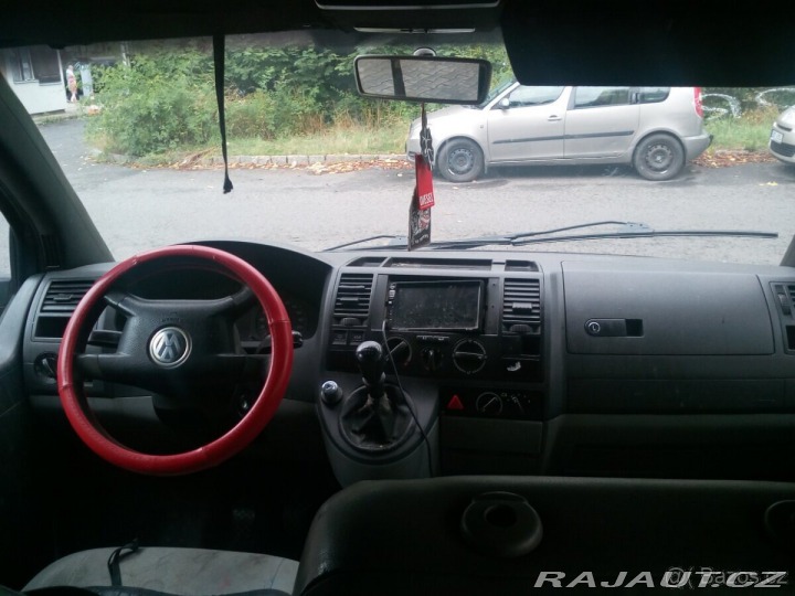 Volkswagen Transporter T5 2.5 TDI 2004
