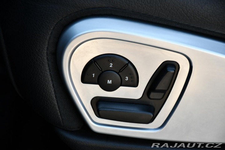 Mercedes-Benz GL 350BT 4M PANO REZERVACE 2010