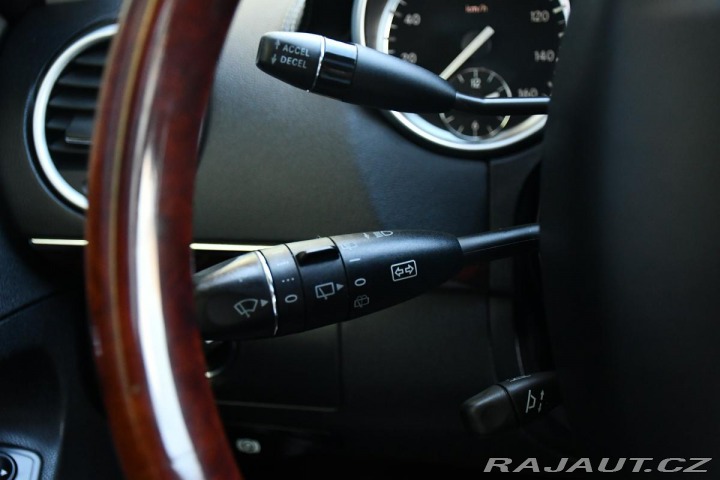 Mercedes-Benz GL 350BT 4M PANO REZERVACE 2010