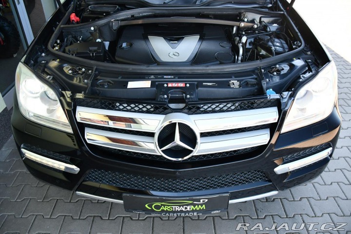 Mercedes-Benz GL 350BT 4M PANO H/K TAŽNÉ 7 2010