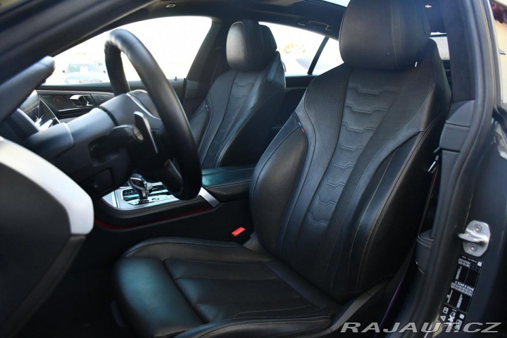 BMW 8 M850i xD LASER PANO K360° 2019