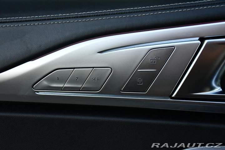 BMW 8 M850i xD LASER PANO K360° 2019