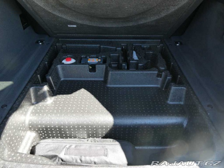 Land Rover Range Rover Velar 2,0 S D200 4x4 aut. 2025