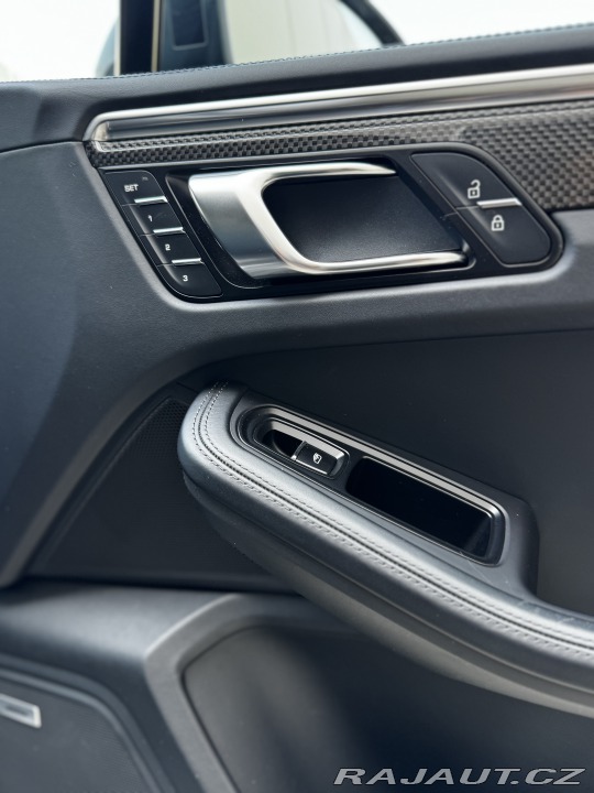 Porsche Macan Turbo, 2020 Approved 2027 2020