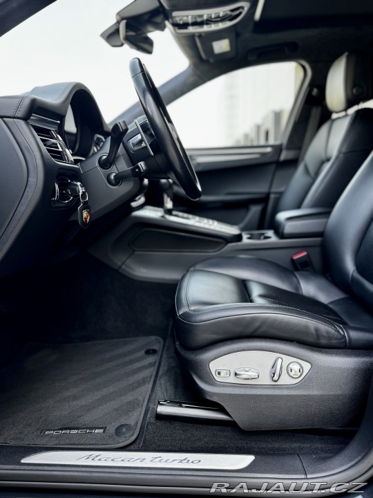 Porsche Macan Turbo, 2020 Approved 2027 2020