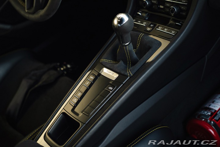 Porsche Cayman GT4 Clubsport, Approved 2016