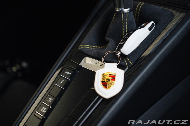 Porsche Cayman GT4 Clubsport, Approved 2016