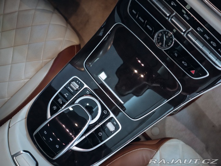 Mercedes-Benz E E 220d 4MATIC Avantgarde 2019