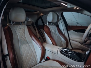 Mercedes-Benz E E 220d 4MATIC Avantgarde 2019