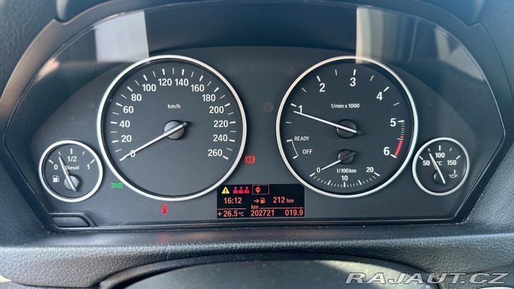 BMW 3 318d 105kW *Stav*Navi*Taž 2012