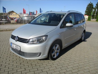Volkswagen Touran 1,2 i 77kw Tažné