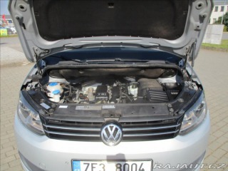 Volkswagen Touran 1,2 TSi 77kw Tažné, GPS, 2012