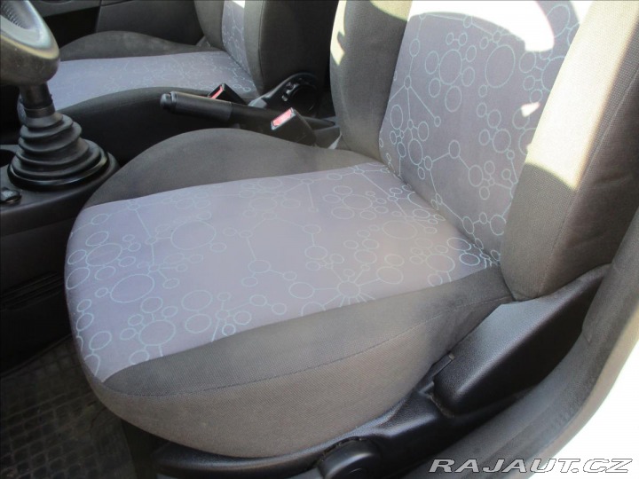 Ford Fiesta 1,3 i 51kw Nová STK 2006