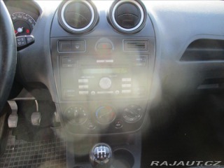 Ford Fiesta 1,3 i 51kw Nová STK 2006