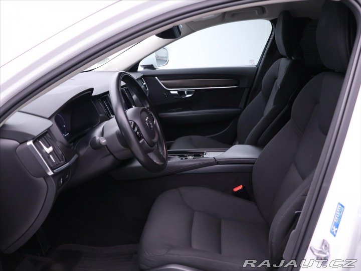 Volvo V90 2,0 Cross Country Polesta 2019