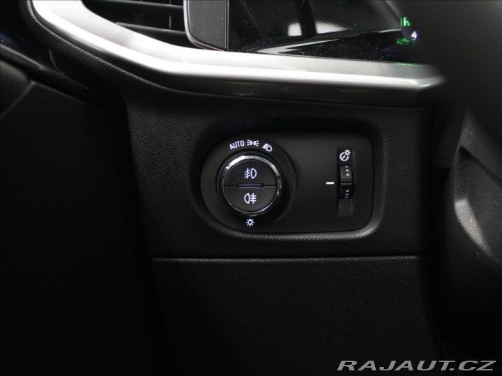 Opel Mokka 0,1 50kWh Ultimate BEZKLÍ 2022