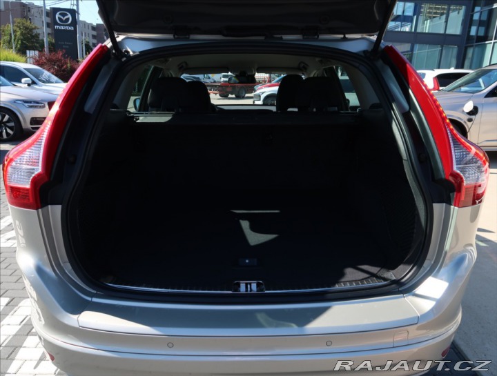 Volvo XC60 2,0 D3 KINETIC 2017