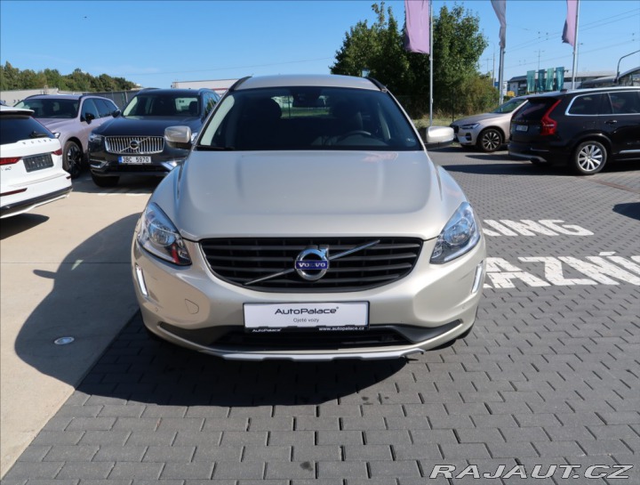 Volvo XC60 2,0 D3 KINETIC 2017