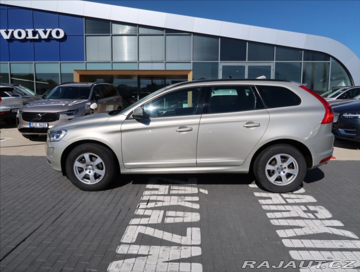 Volvo XC60 2,0 D3 KINETIC 2017