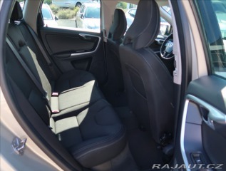 Volvo XC60 2,0 D3 KINETIC 2017