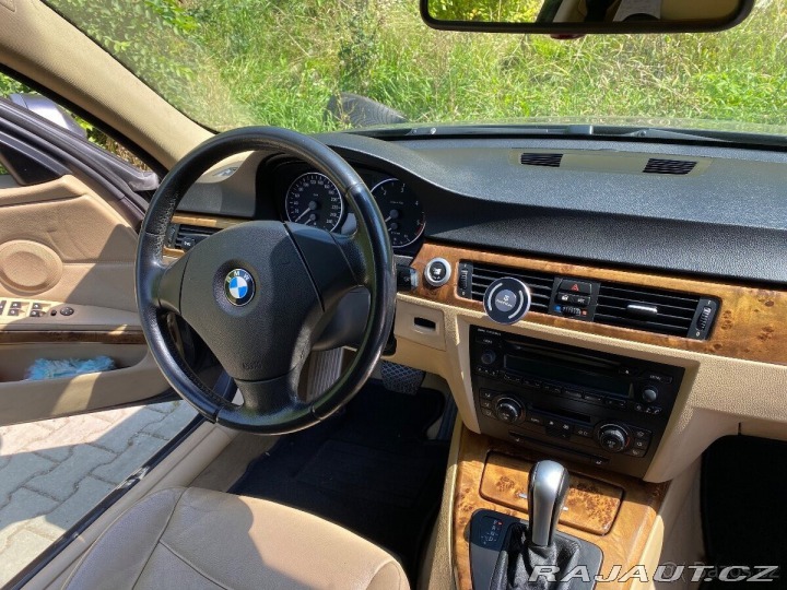 BMW 3 2,0 E90 320d automatick 2005