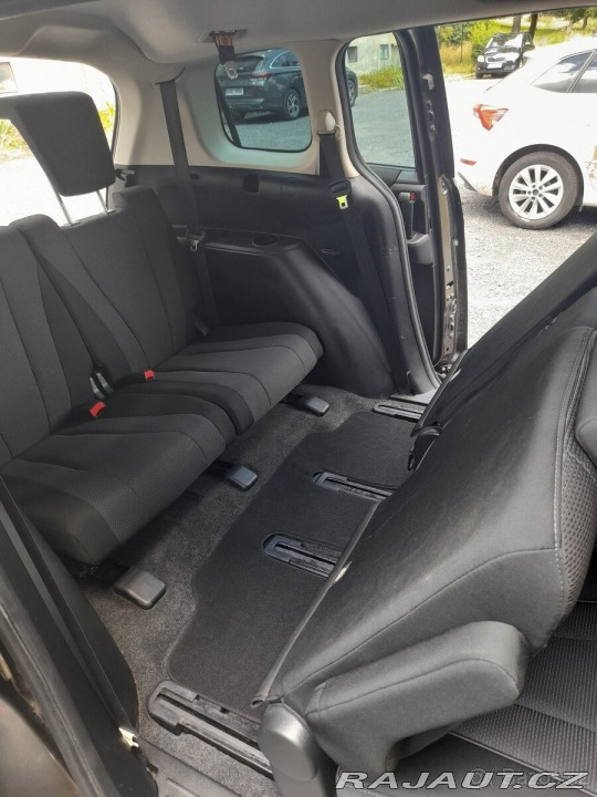 Mazda 5 2,0 r..v. 2015, 110kw 2015