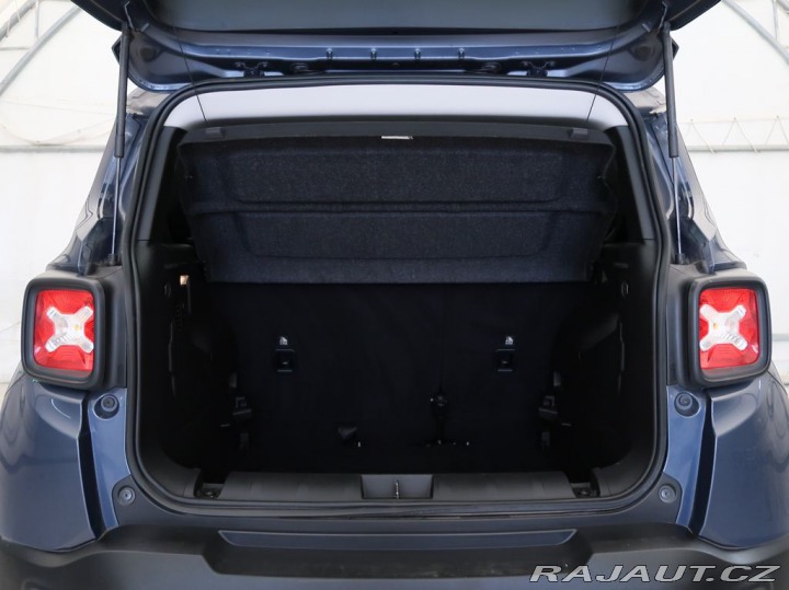 Jeep Renegade 1.5MHEV,CZ,1Maj,LONGITUDE 2023