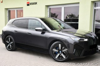 BMW iX xDrive40 H/K TAŽNÉ ČR 2022