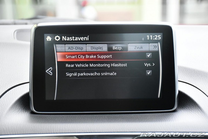 Mazda 3 2.0SKYACTIV-G REVOLUTION 2015