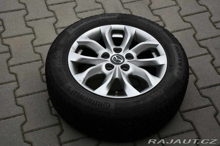 Mazda 3 2.0SKYACTIV-G REVOLUTION 2015