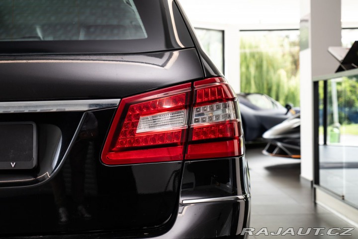 Mercedes-Benz E E 220 CDI 2012