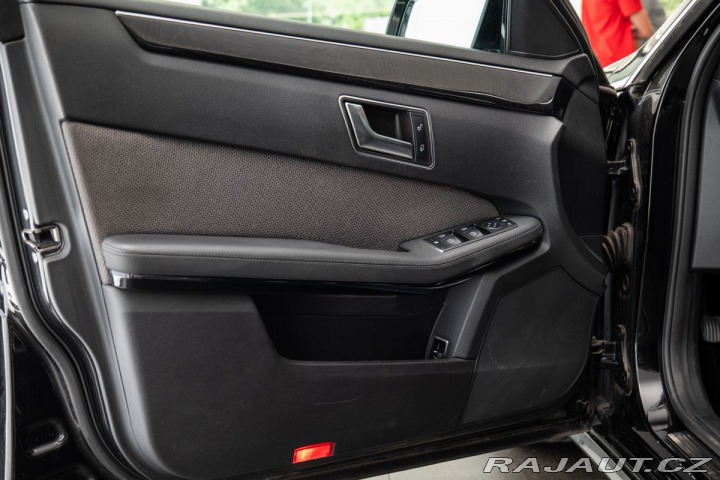 Mercedes-Benz E E 220 CDI 2012