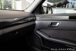 Mercedes-Benz E E 220 CDI 2012