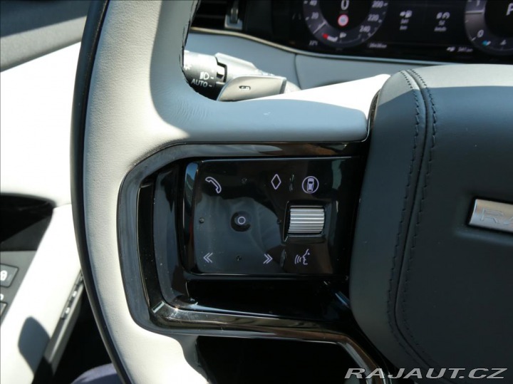 Land Rover Range Rover Evoque 2,0 D165 R-Dyn HSE,1maj,Č 2024