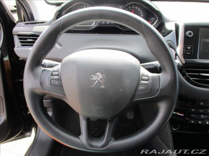 Peugeot 208 1,4 Hdi 50kw LED,Tempomat 2013