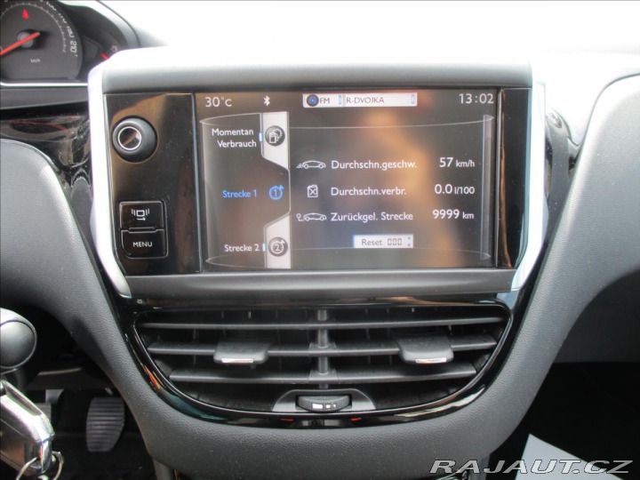 Peugeot 208 1,4 Hdi 50kw LED,Tempomat 2013