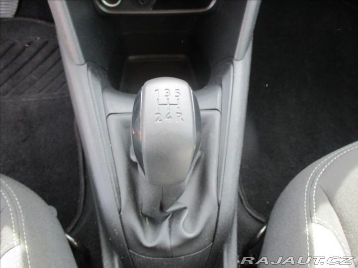 Peugeot 208 1,4 Hdi 50kw LED,Tempomat 2013