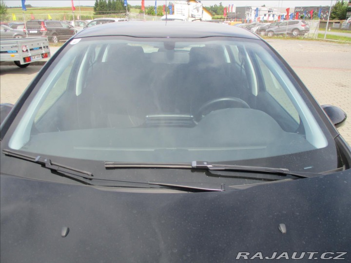 Peugeot 208 1,4 Hdi 50kw LED,Tempomat 2013