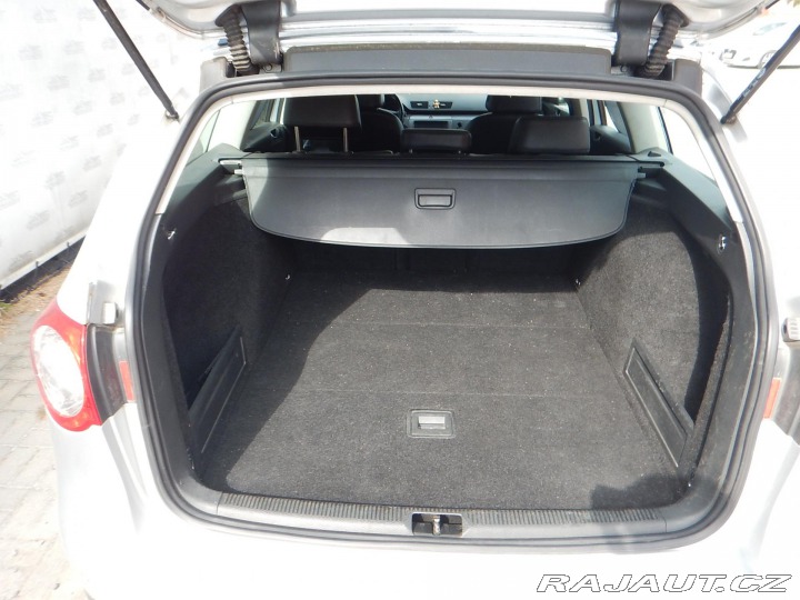 Volkswagen Passat 2.0 TDI, DIGIKLIMA, TAŽNÉ 2009