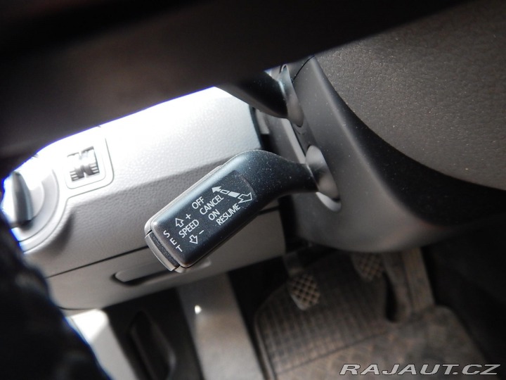 Volkswagen Passat 2.0 TDI, DIGIKLIMA, TAŽNÉ 2009