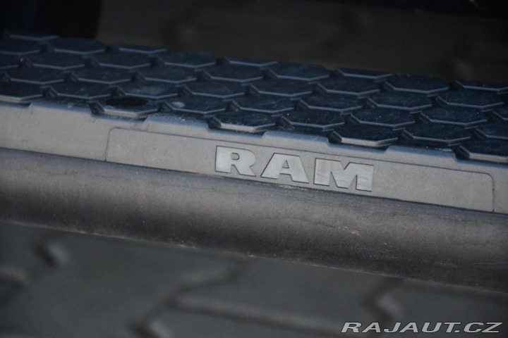 Dodge RAM 1500 5.7 V8 LPG 1M ČR 2023