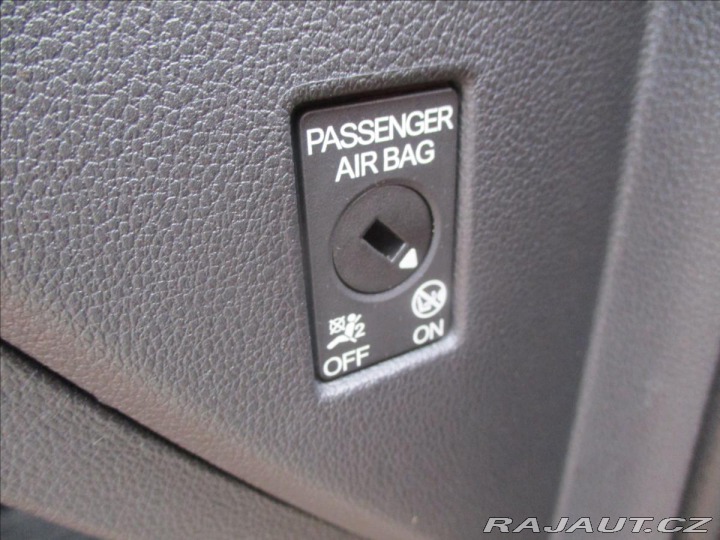 Škoda Fabia 1,0 i 85kw Radar,Led svět 2024
