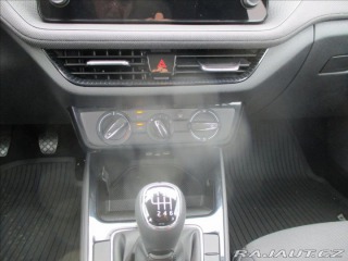 Škoda Fabia 1,0 i 85kw Radar,Led svět 2024