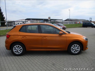 Škoda Fabia 1,0 i 85kw Radar,Led svět 2024
