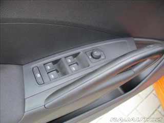 Škoda Fabia 1,0 i 85kw Radar,Led svět 2024