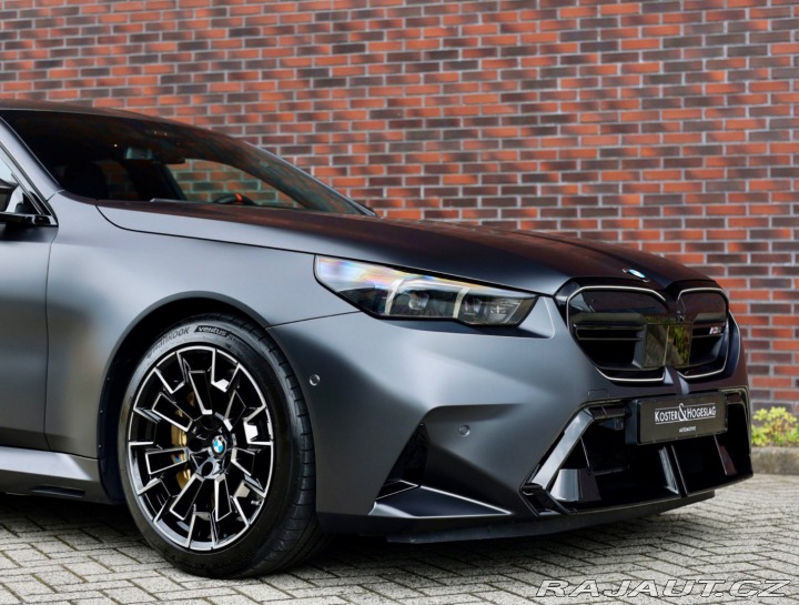 BMW M5 xdrive eHybrid | Frozen 2025