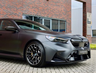 BMW M5 xdrive eHybrid | Frozen 2025