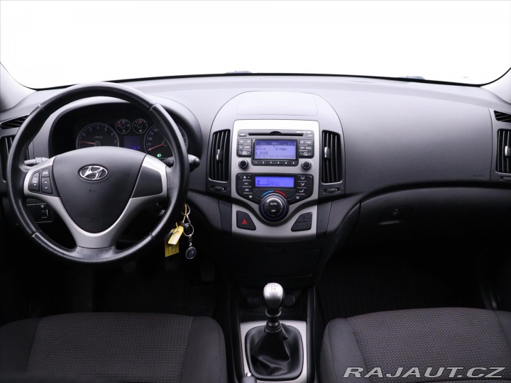 Hyundai i30 1,4 CVVT 80kW CZ Comfort 2010