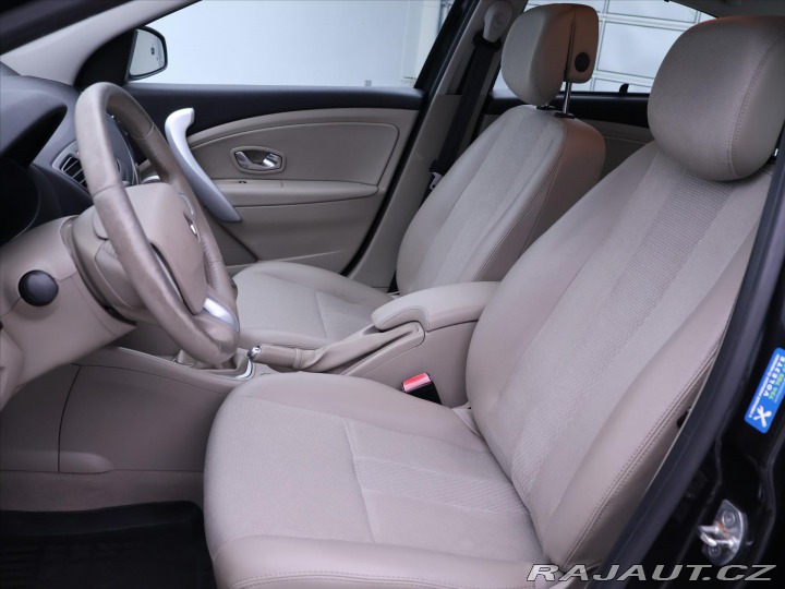 Renault Fluence 1,6 i 81kW CZ Navi Aut.kl 2011